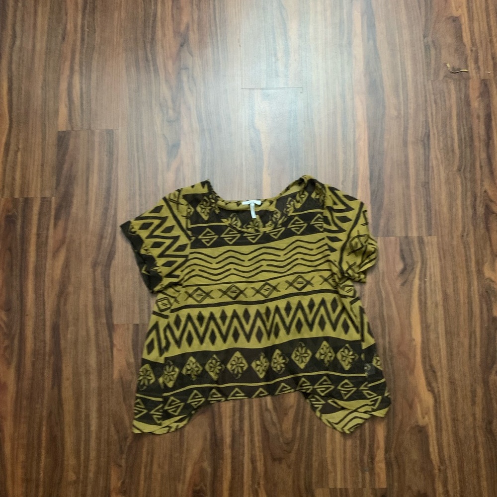 Green patterned crop top